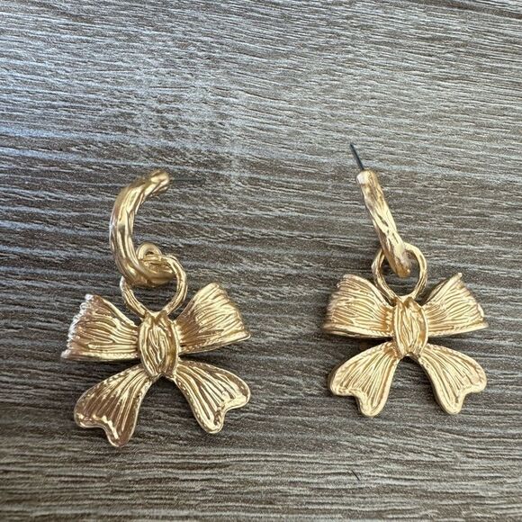 Vintage style bow earrings A1168 - Picture 3 of 5